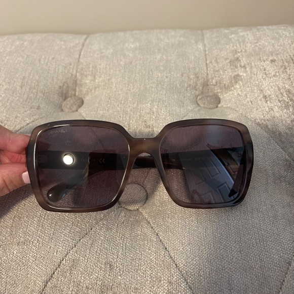 Chanel Square Acetate Frame Sunglasses - Picture 3 of 16